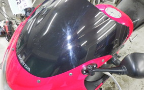 HONDA CBR600F GEN 2 2000 PC35