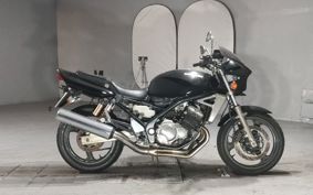 SUZUKI GSX250 ZR250C