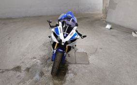 YAMAHA YZF-R1 RN24J