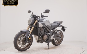 HONDA CB650R E-Clutch 2026 RH17