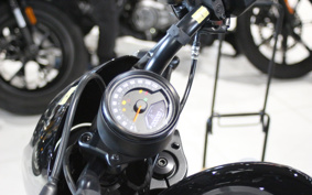 HARLEY  HARLEY RH975 NIGHT  STAR  2023 ZH1