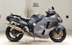 SUZUKI GSX1300R HAYABUSA 2002