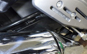 SUZUKI GSR250 2001