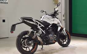 KTM 390 DUKE 2022