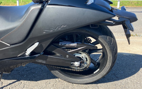 HONDA NM4 VULTUS -01 2016 RC82