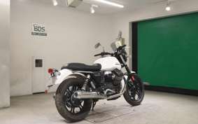 MOTO GUZZI V7 STONE 2015