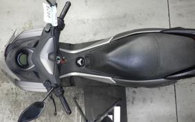 YAMAHA N-MAX 1995 SED6J