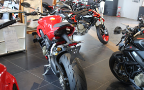 DUCATI  DUCATI  STREET  FIGHTER V4S 2022
