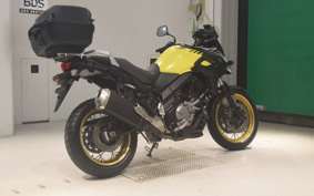 SUZUKI DL650 ( V-Strom 650 ) XTA 2017 C733A