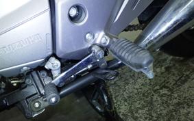 SUZUKI GSR250