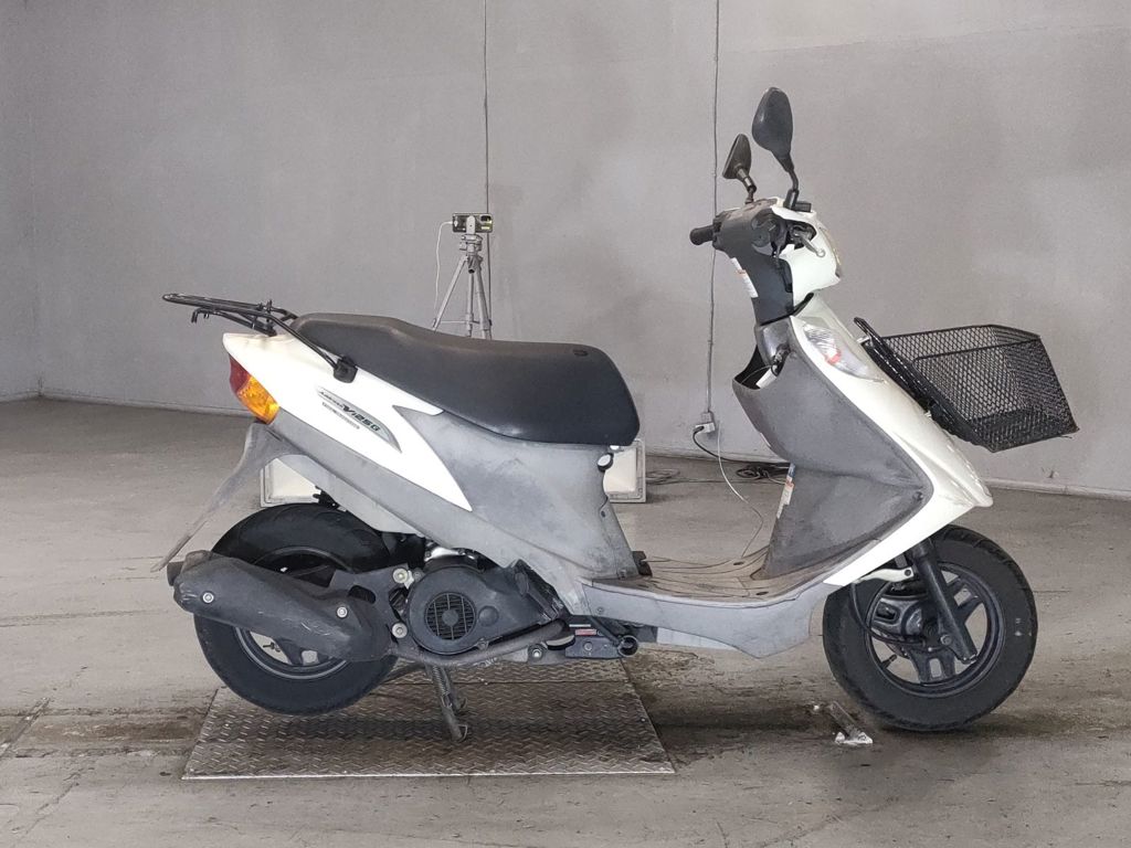 Фото Suzuki ADDRESS V125 с японского аукциона