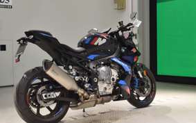 BMW M1000R 2025