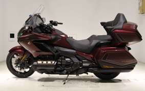 HONDA GL 1800 GOLD WING TOUR DCT SC79