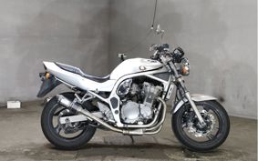 SUZUKI GSF750 1998 GR7EA