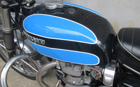 KAWASAKI W3 1973 W3F