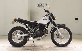 YAMAHA TW225 DG09J