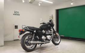 TRIUMPH BONNEVILLE T120 2025