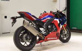 HONDA CBR1000RR RSP 2020 SC82