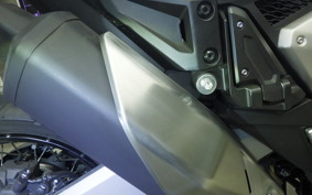 HONDA X-ADV 750 2025 RH21