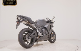 HONDA CBR600RR 2025 PC40