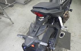 HONDA CB650R 2024 RH17