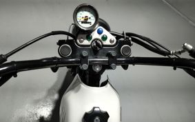 SUZUKI GLASS TRACKER BIG BOY NJ4BA