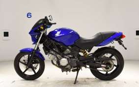 HONDA VTR 250 MC33
