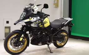 SUZUKI DL1000 ( V-Strom 1000 ) XTA 2017 VU51A