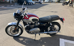 TRIUMPH BONNEVILLE T120 2017 DAD75H