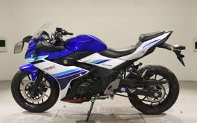 SUZUKI GSX250R 2022