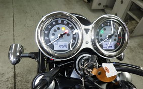 TRIUMPH BONNEVILLE T120 2024