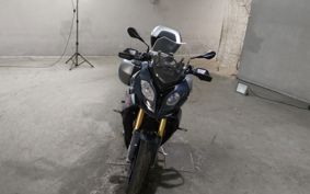 BMW S1000XR 2017 0D03