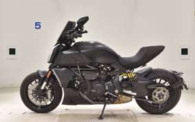 DUCATI DIAVEL 1260 2021