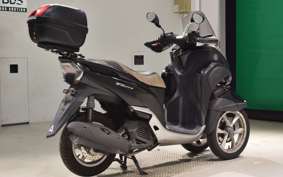 YAMAHA TRICITY 125 SE82J