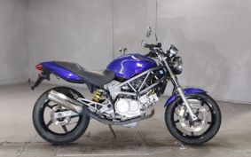 HONDA VTR 250 MC33