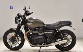 TRIUMPH STREET TWIN 2018