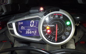TRIUMPH DAYTONA 675 2012