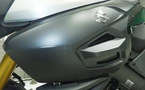 SUZUKI Vｽﾄﾛｰﾑ1000A 2014 VU51A