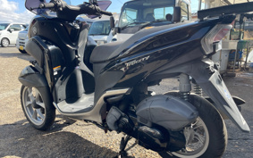 YAMAHA TRICITY 125 SE82J