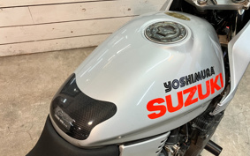 SUZUKI INAZUMA 1200 1999 GV76A