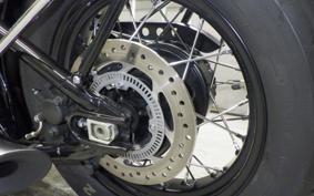 TRIUMPH BONNEVILLE BOBBER 2022