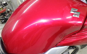 SUZUKI GSR250