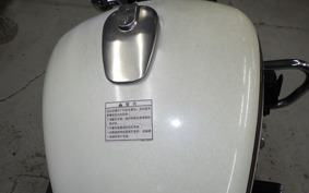 SUZUKI GZ125-HS