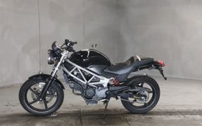 HONDA VTR 250 MC33