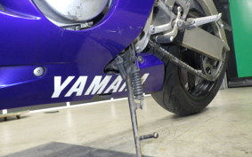 YAMAHA YZF-R6 1999