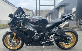 HONDA CBR1000RR-R FB SP 2024 SC82