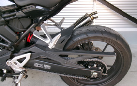 HONDA CB250R MC52