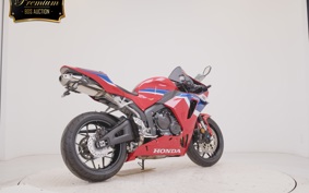 HONDA CBR600RR 2025 PC40