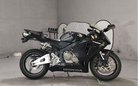 HONDA CBR600RR 2005 PC37