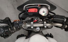 YAMAHA FAZER FZ8 RN25